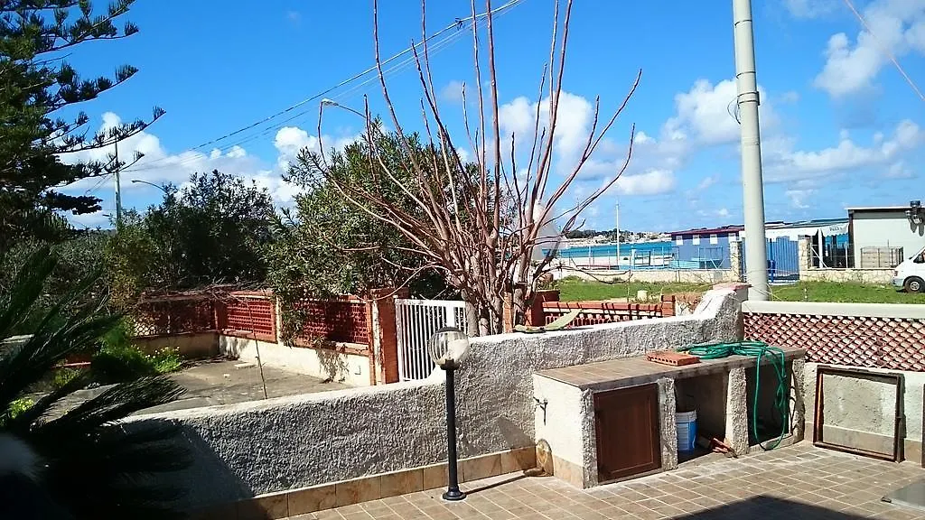 Hôtel Casa Sinatra à San Vito Lo Capo 0*,  Italie